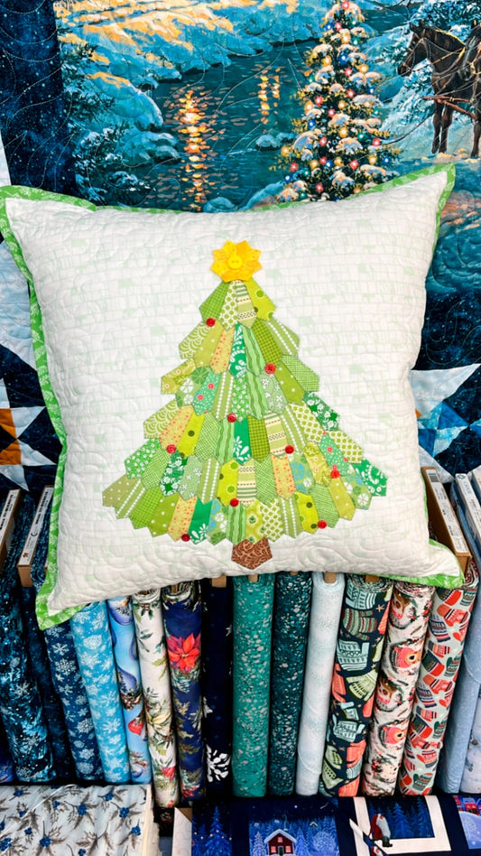 Holiday Tree Mini Dresden Wall Hanging | PDF Pattern