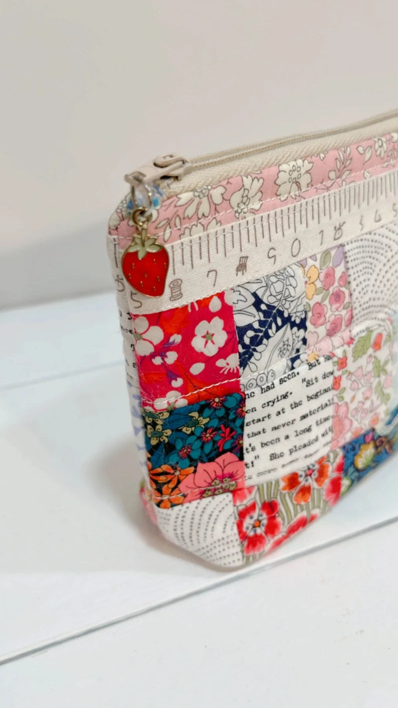 Pretty Patch Pouch | Paper Pattern