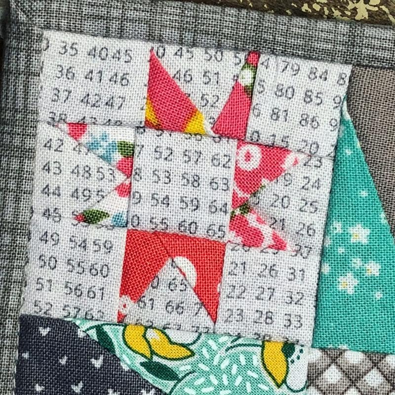 Wonky Star Micro Mini Quilt | Paper Pattern