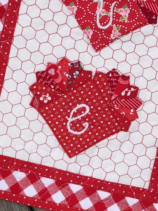 Love Hearts Wall Hanging | PDF Pattern