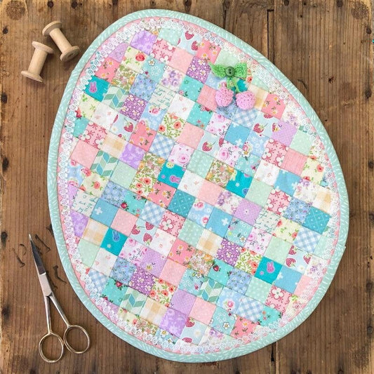 Egg Mug Rug Petite Patchwork | Paper Pattern