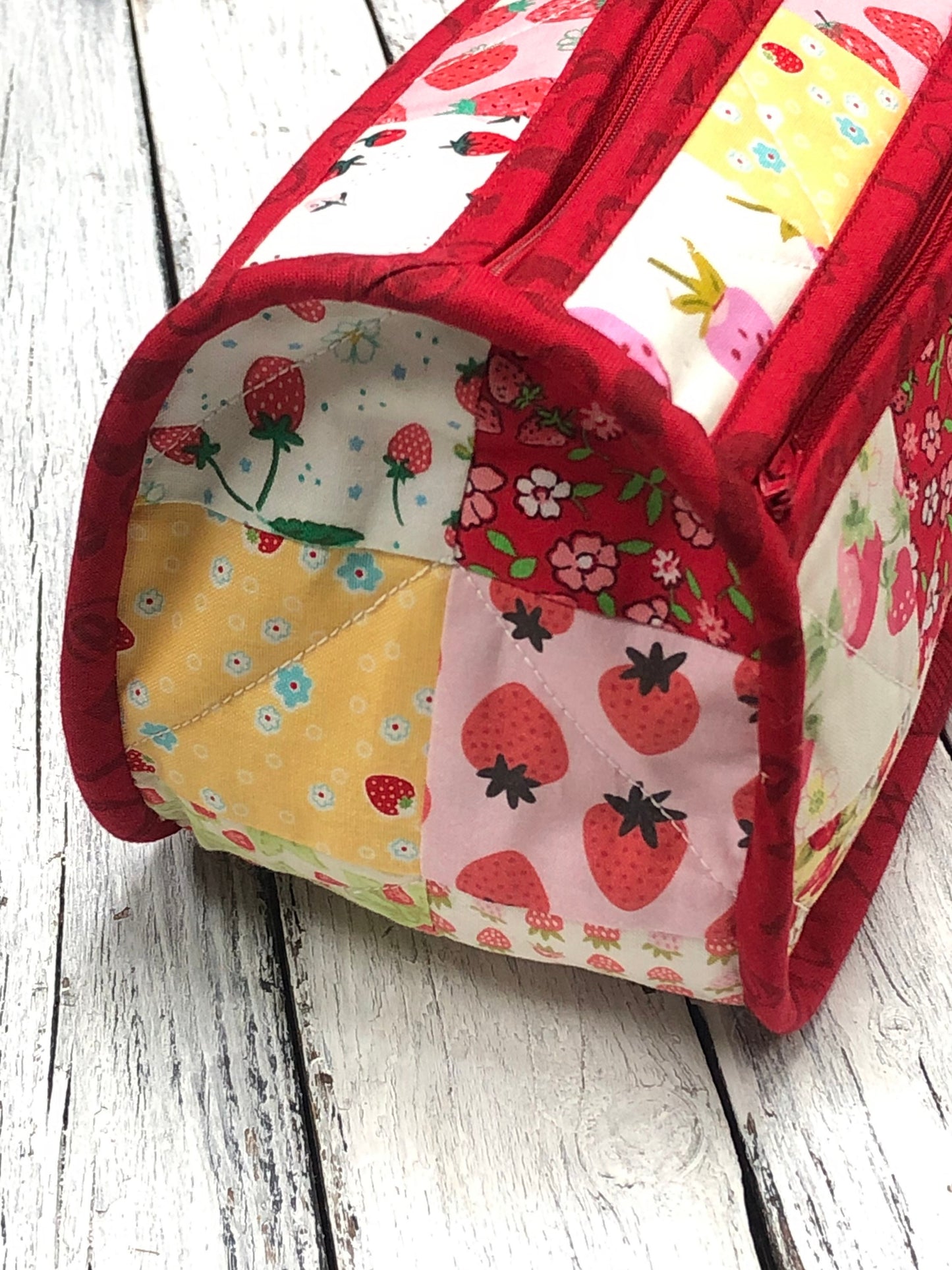 Cute Curves Zipper Pouch | PDF Pattern