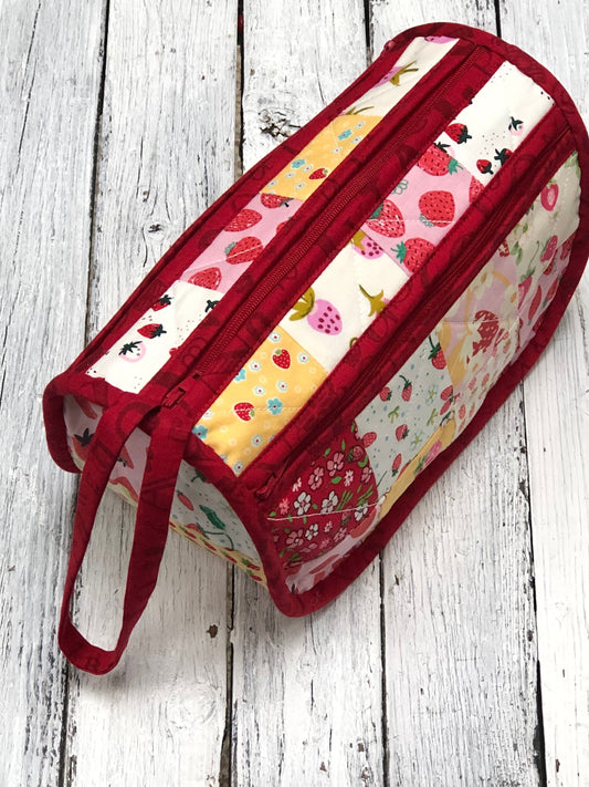 Cute Curves Zipper Pouch | Paper Pattern
