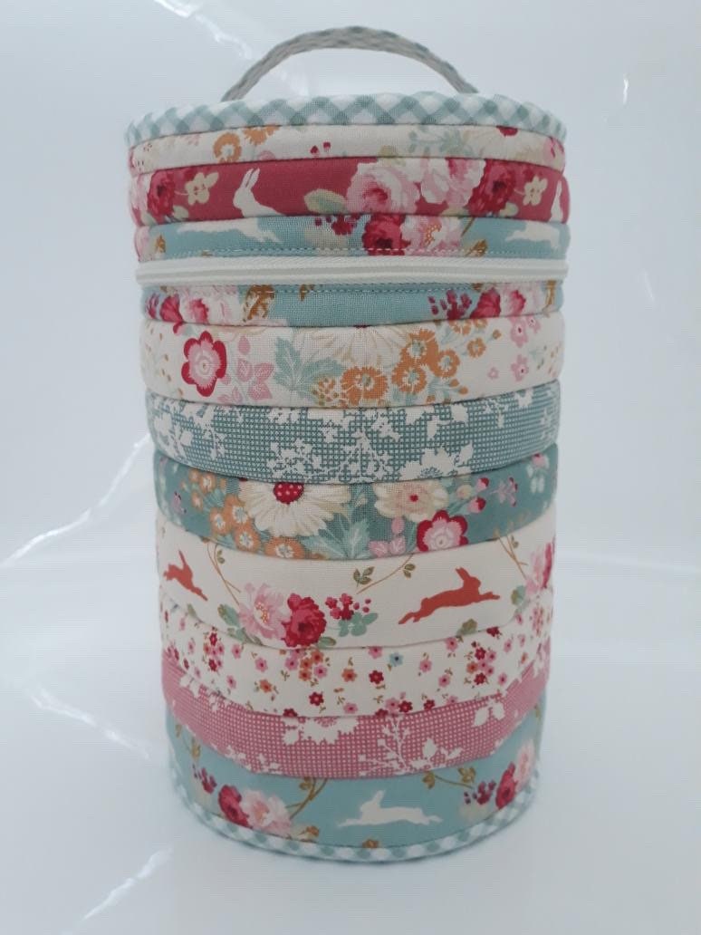 Berry Carry All Case | Paper Pattern