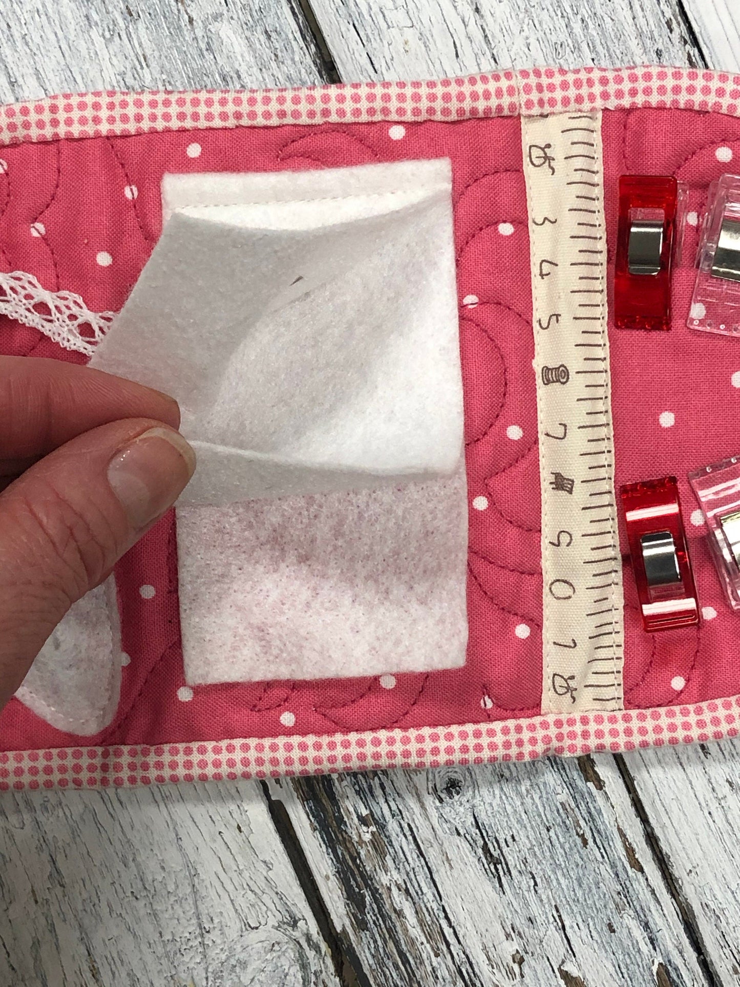 Bi-fold Mini Needle Book | Paper Pattern