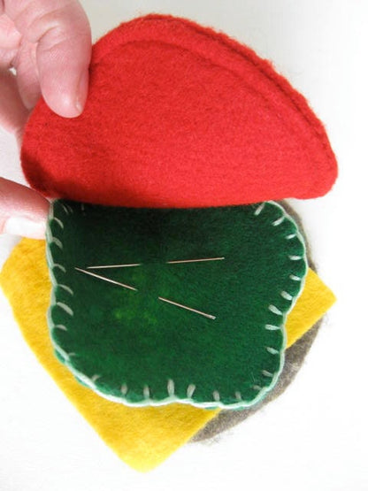 Hamburger Pincushion & Needle Minder | PDF Pattern