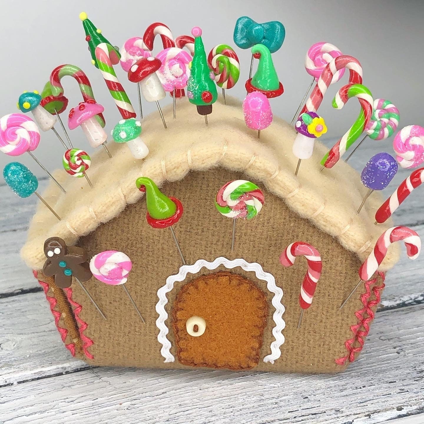 Gingerhouse Pincushion | Paper Pattern